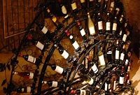 �M(j��n)�����Ѿƺ͇�(gu��)�a(ch��n)���ѾƵą^(q��)�e